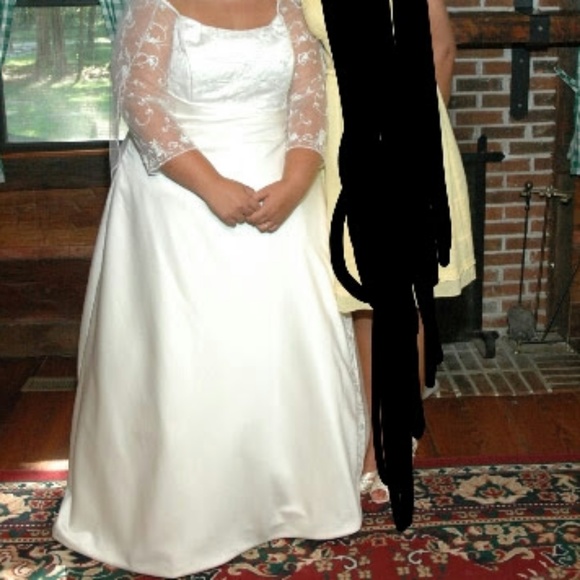 Plus size Mary's Bridal Wedding Gown Size 28/30 - Picture 2 of 3